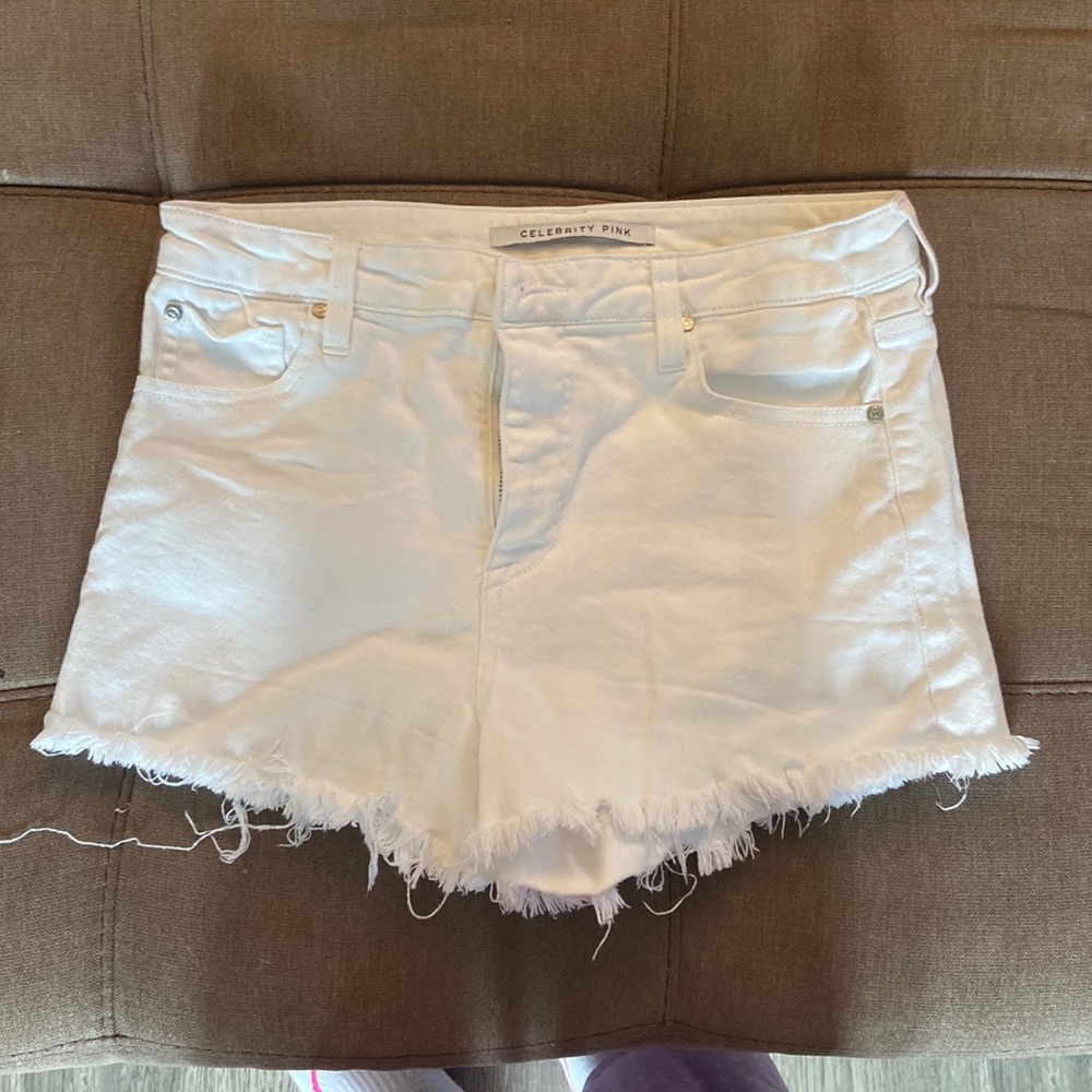 CELEBRITY PINK white shorts